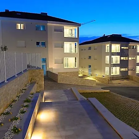 Malo Apartmanhotel