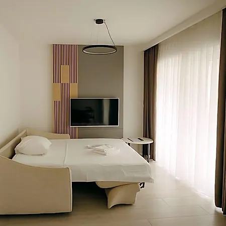 Apartmanhotel Malo Trogir