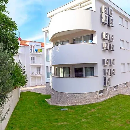 Apartmanhotel Malo